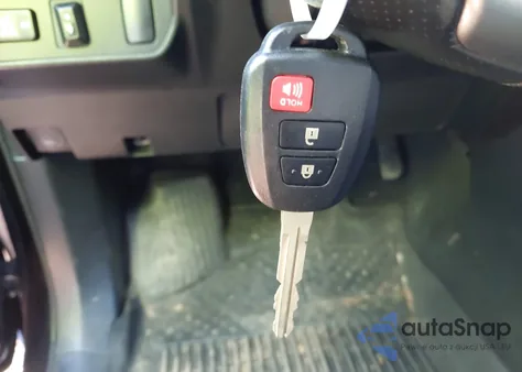 2017 Toyota Tacoma Sr5 V6 z USA, uszkodzony, nr VIN 3TMCZ5AN3HM074659